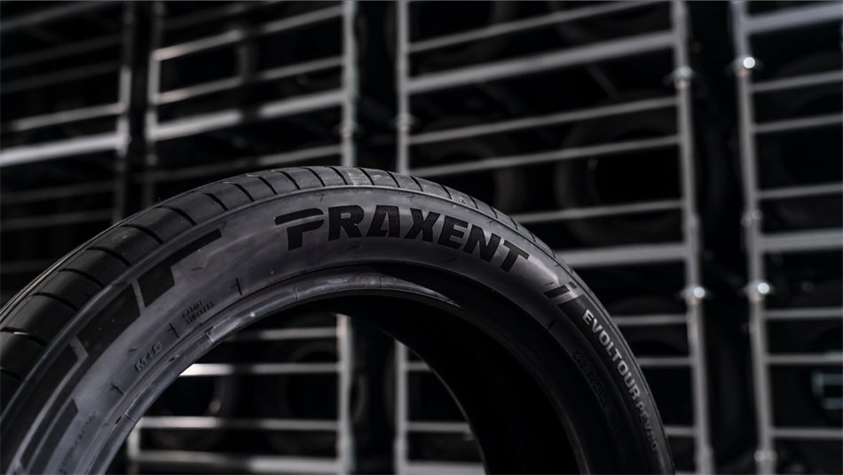 Manufacturing Guided by Responsibility